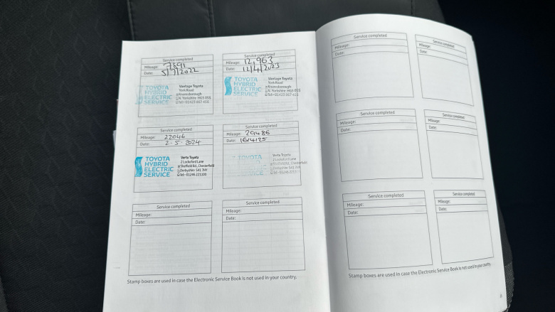 Toyota Yaris 1.5 Hybrid Design 5dr CVT Hybrid Hatchback